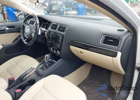 2016 Volkswagen Jetta 1.8T Sel из США, поврежденный, VIN 3VWL07AJ3GM297959